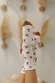 Eco-Friendly Star Design Socks (Color: White)